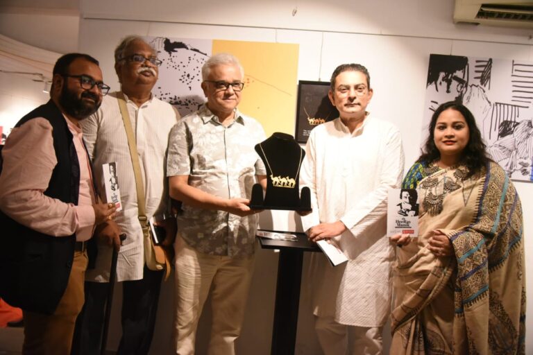 সত্যজিৎ রায়ের শতবর্ষের জন্মবার্ষিকী উপলক্ষে “HeeRay Manik” শ্রদ্ধাঞ্জলি জ্ঞাপন সেনকো গোল্ড এন্ড ডায়মন্ডস্ – এর