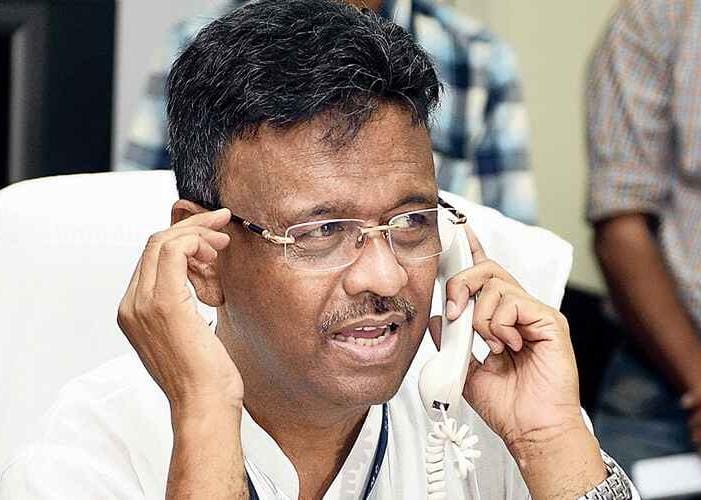 জেলে যেতে ভয় পায় না– কি বললেন ফিরহাদ হাকিম?