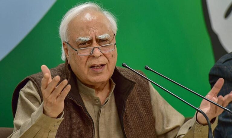 ‘সিবিআই এখন খাঁচামুক্ত, এবং এর ডানা ইডি’: কেন্দ্রীয় তদন্ত সংস্থায় কপিল সিবালের ব্যঙ্গ