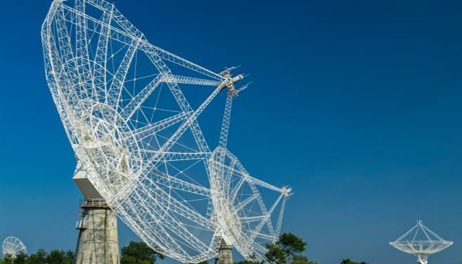 Earth captures radio signals sent from a galaxy 9 billion light-year away using the Metrewave Radio Telescope in Pune