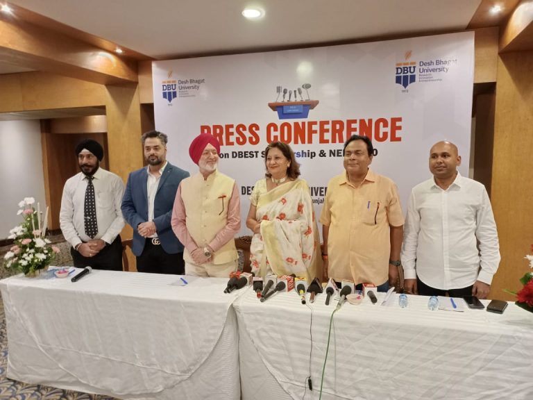 সুলভ মূল্যে উচ্চশিক্ষা লাভের জন্য বাঙালী ছাত্রছাত্রীদের পঠনপাঠন করার আহ্বান জানালেন বিশ্ববিদ্যালয়ের কুলপতি ডাঃ জোরা সিং
