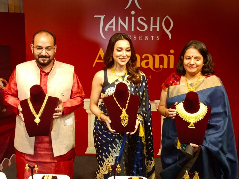“রিয়েল ঐশানিস্ অফ বেঙ্গল” এই দুর্গা পূজাতে উদযাপন করল “তানিষ্ক”