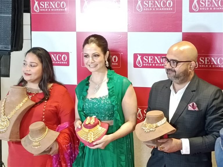 অভিনেত্রী কোয়েল মল্লিক সেনকো গোল্ড অ্যান্ড ডায়মন্ডসের ধনতেরাস কালেকশন এবং ডিসিগনিয়া শোরুমে একচেটিয়া অফার দ্বারা মন্ত্রমুগ্ধ